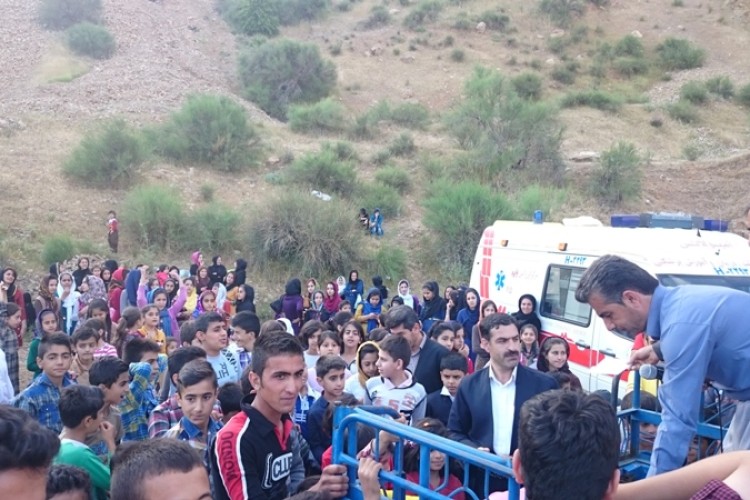 همایش پیاده روی خانوادگی در نوسود و نودشه