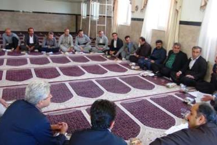 فرماندار پاوه:روستاها به عنوان اساس و پایه توسعه باید مورد توجه قرار گیرند
