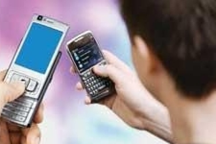 اختلال گسترده در شبکه تلفن همراه شهرستان پاوه