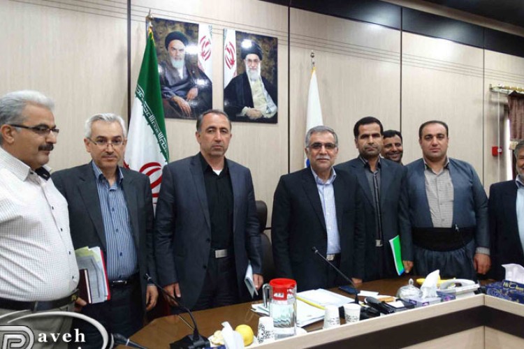 دیدار اعضای شورای اسلامی شهر وشهردار پاوه با معاون عمرانی وزیرکشور