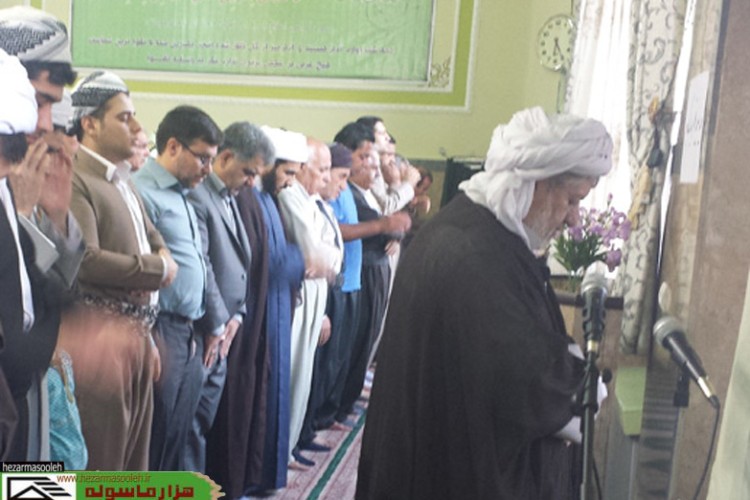 نماز عید سعید فطر در پاوه برگزار شد+تصاوير