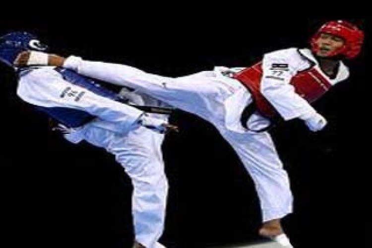 كسب مقام اول مسابقات تكواندو در وزن87 كيلوگرم توسط هژير امين پور