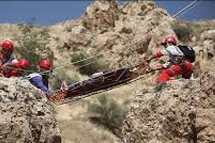 کشته شدن یک نفر در حادثه سقوط از ارتفاعات روستای گلال