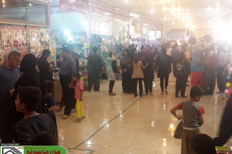 از میزان رضایت شهروندان و غرفه‌داران نمايشگاه پاييزه پاوه تا انتقاد مردم از اختلاف قيمت ها