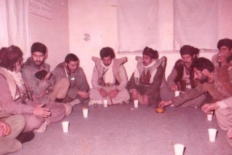 تصاوير منتشر نشده اي از رزمندگان دوران هشت سال دفاع مقدس در پاوه