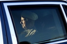 آیت‌الله هاشمی در زمان ریاست جمهوری خود چه نظری درباره تحریم‌‌ها داشت؟