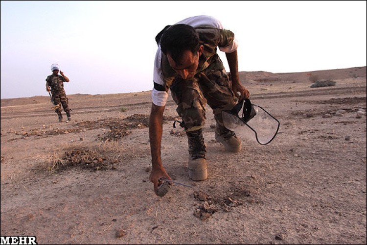 ارمغان سال‌های جنگ زیرپای کودکان«نوسود»/«مین‌»هنوز قربانی می‌گیرد