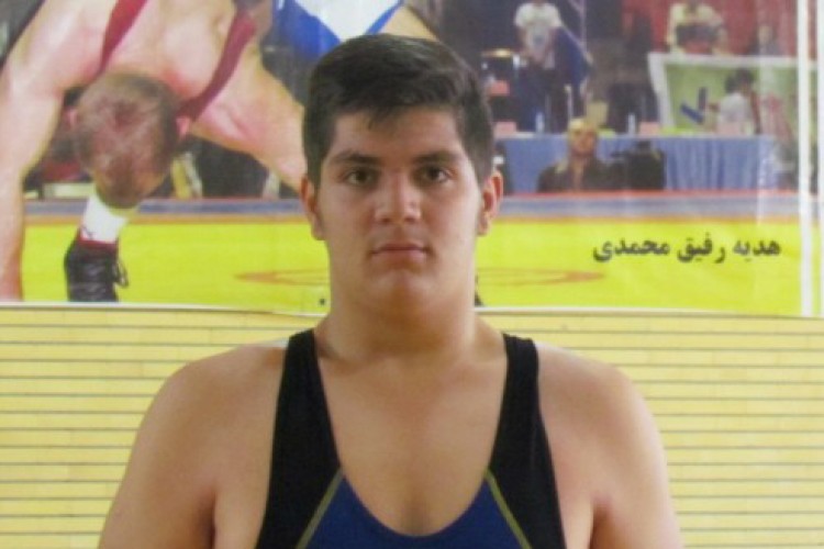 نتايج دور دوم مسابقات كشتي قهرماني غرب آسيا/آويز مدال طلاي وزن 100 كيلوگرم كشتي فرنگي بر گردن سينا اميني