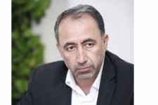 روز 13 آبان روز پيوستگي جمهوري اسلامي با انقلاب اسلامي است