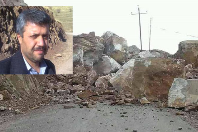 مسدود بودن جاده روستای داریان پس از ریزش کوه به مدت هشت روز