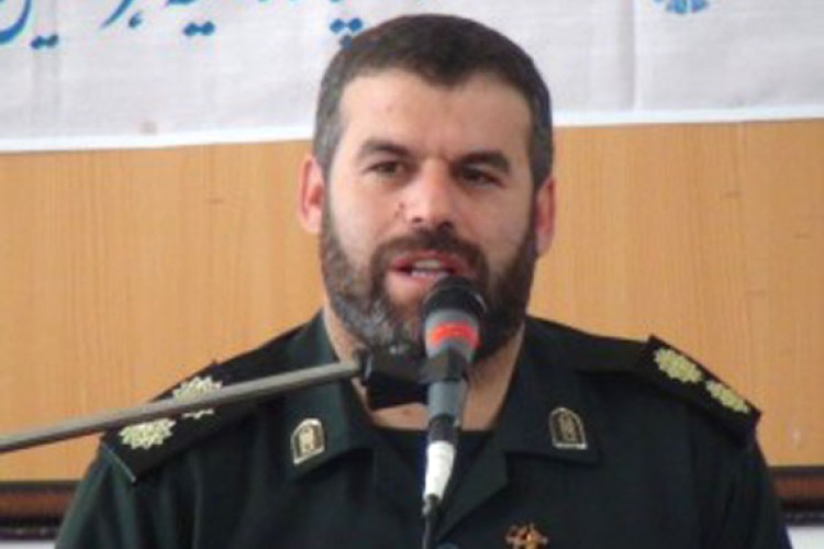 برگزاری همایش پیاده رویی خانوادگی در پاوه 