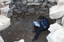 کشف گور منحصربه‌فرد 3000 ساله با ساختار سنگی و پلان مدور در روار