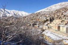 بارش برف راه ارتباطی 20 روستای شهرستان پاوه را بست