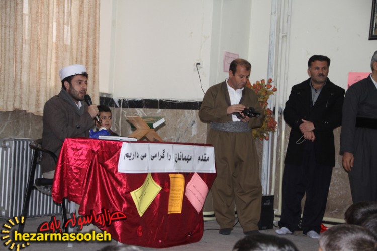 محفل انس با قرآن با هدف اشاعه فرهنگي قرآن خواني برگزار شد+تصاویر