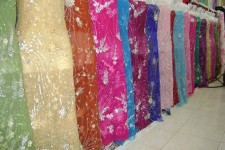 گرایش زنان پاوه به پوشش های گران قیمت