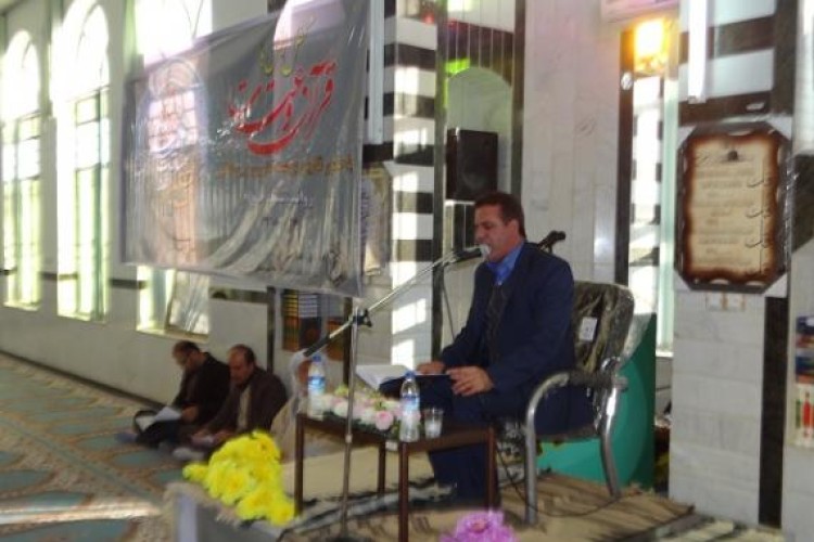 لزوم اطلاع رسانی برگزار کنندگان مراسمات، قبل از برگزاری/محفل انس با قرآن در روانسر بدون هیچ گونه اطلاع رسانی قبلی برگزار شد