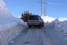 بازگشایی راه ارتباطی 18 روستای شهرستان پاوه