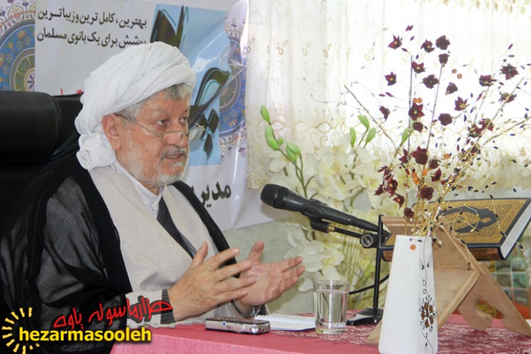 امام جمعه پاوه: شبکه های اجتماعی، ابزار هجمه فرهنگی دشمنان است