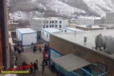 تشکیل کلاس درسی دانش آموزان پاوه در کانکس/سعدی فتاحی: تشکیل کلاس درس در کانکس، شرایط مناسبی برای آرامش روانی دانش اموزان نخواهد داشت