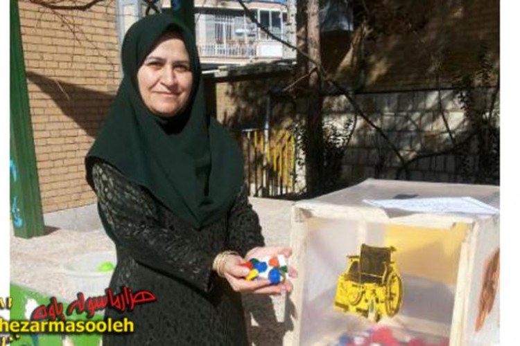 تهیه صندوق جمع آوری درب بطریها، با هدف حمایت از محیط زیست و کمک به معلولین در پاوه