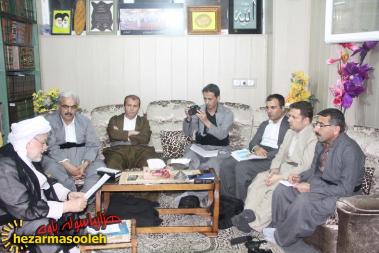 امام جمعه پاوه از اصحاب رسانه شهرستان پاوه تجلیل کردند/ عکس