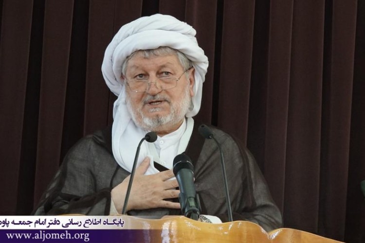امام جمعه پاوه: داشتن وحدت از داشتن نماینده برای ما مهمتر است