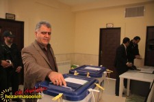 حضور مسئولان و مردم پاوه در پای صندوق های اخذ رای+تصاویر