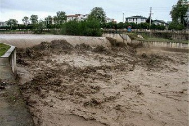 سیلاب‌ها بیش از ۴میلیارد ریال به راه‌های پاوه خسارت زد
