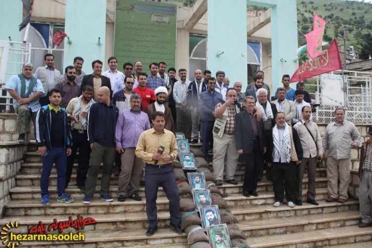 كاروان يكصد نفره قهرمانان ورزشي كشور از یادمان شهدای پاوه بازدید کردند