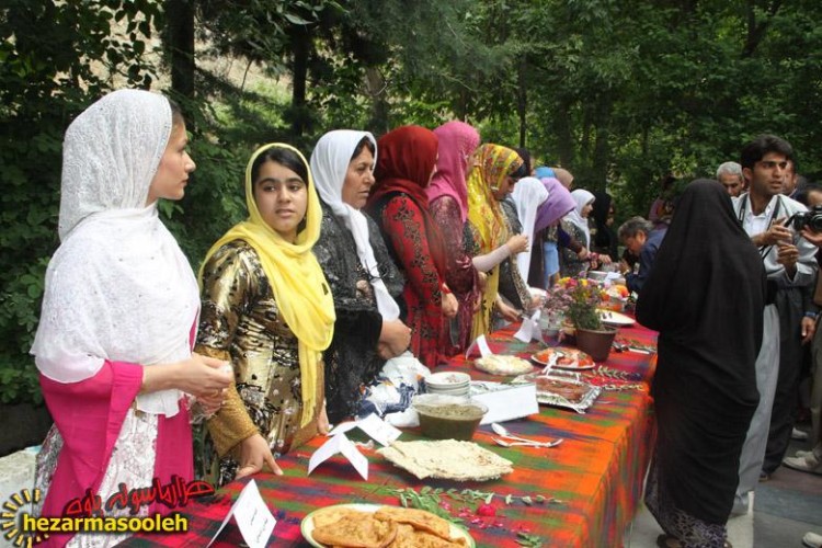 گزارش تصویری از جشنواره پخت غذاهای محلی در باینگان