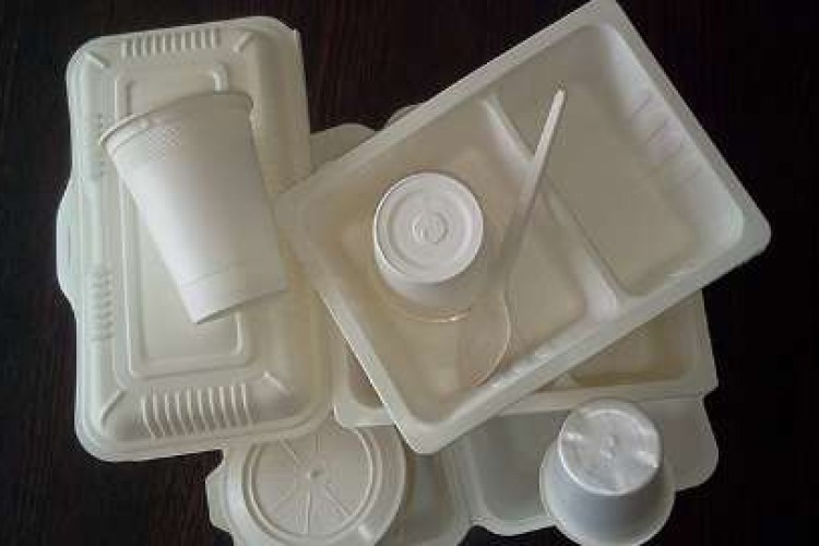 مردم نسبت به استفاده از ظرف های یک بار مصرف حساسیت داشته باشند