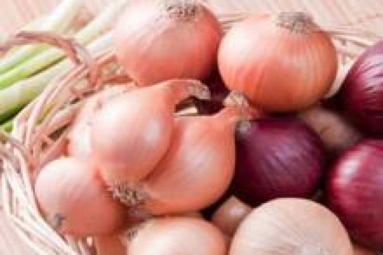 پیاز بخوریم یا نخوریم؟ 