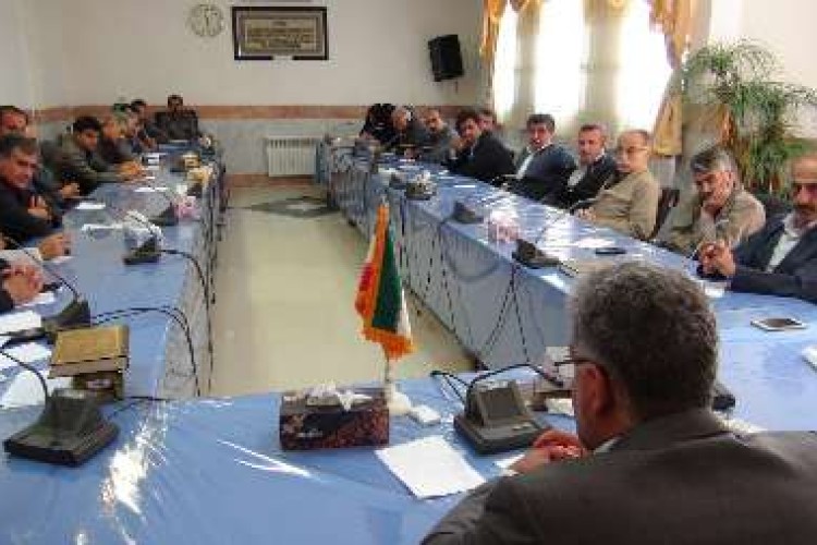 فرماندار پاوه: انقلاب اسلامی مرهون خون مطهر شهیدان است