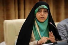 یک نشست بی ابتکار برای کنترل ریزگردها/ دستاورد: ادارات تعطیل نشود ؛ مردم در خانه بمانند