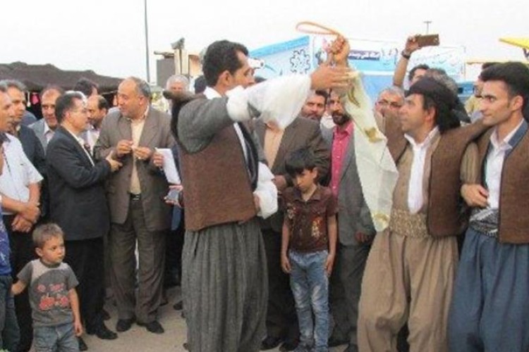 حضور گروه نیک اندیشان باینگان پاوه در اولین جشنواره اقوام ایرانی در ساوه 