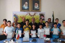 اعضای تیم فوتسال نونهال شهرستان پاوه تجلیل شدند