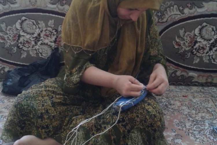 "گیوه" پاافزار گامهای بلند اقتصادی/گیوه بافی صنعتی بومی ، اشتغالزا و ارز آور 