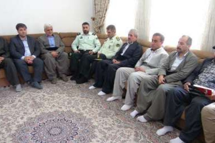 معاون فرماندار پاوه: غفلت از راه و هدف شهیدان گناهی نابخشودنی است