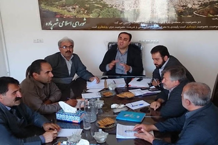 شیرزاد صفری به عنوان رئيس شوراي شهر پاوه انتخاب شد