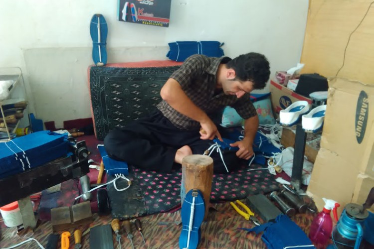 اهمیت اشتغال صنایع دستی در احیای اقتصاد مقاومتی