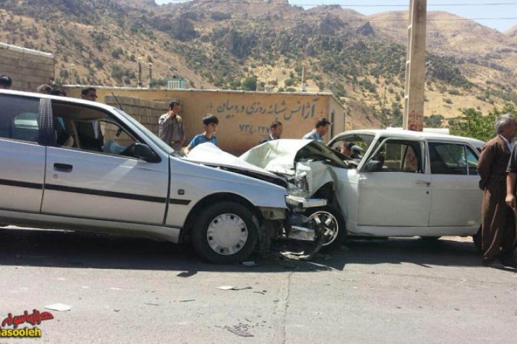 تصادف در روستای دره بیان پاوه، سه نفر زحمی برجای گذاشت