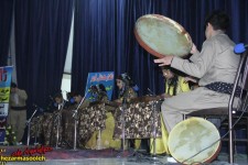 اولین شب جنگ شادی مهر بااستقبال پرشور مردم در پاوه برگزار شد