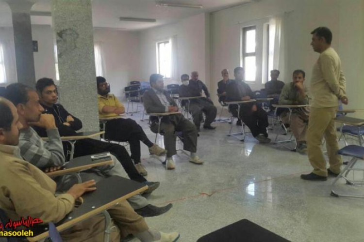 اجرای دوره ویژه کارآفرینی برای شاغلین و کارجویان تحت پوشش کمیته امداد امام خمینی(ره)