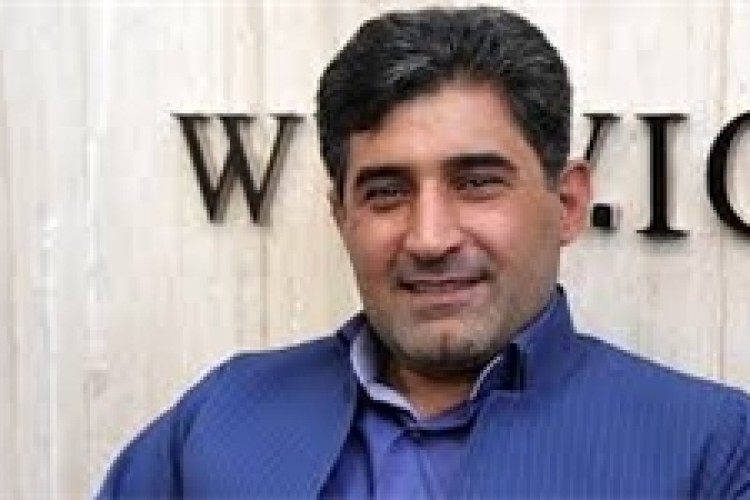 مشکلات کرمانشاه را می‌بینند و کاری نمی‌کنند