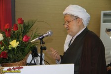 امام جمعه پاوه: کل مشکلات جهان اسلام، امروز فاصله مسلمین با علم و دانش است+تصاویر