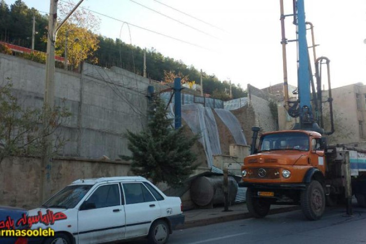 آغاز فصل سرما همزمان با شروع به کار دیوار بنیاد مسکن پاوه/از درست نشدن این دیوار تا ایجاد مشکلاتی دیگر برای شهروندان