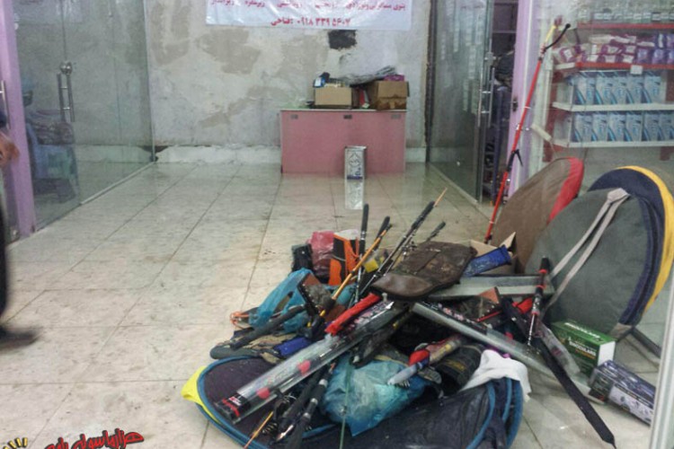 بارش باران در پاوه، سبب خسارت به مغازه داران بازارچه مرزی شد