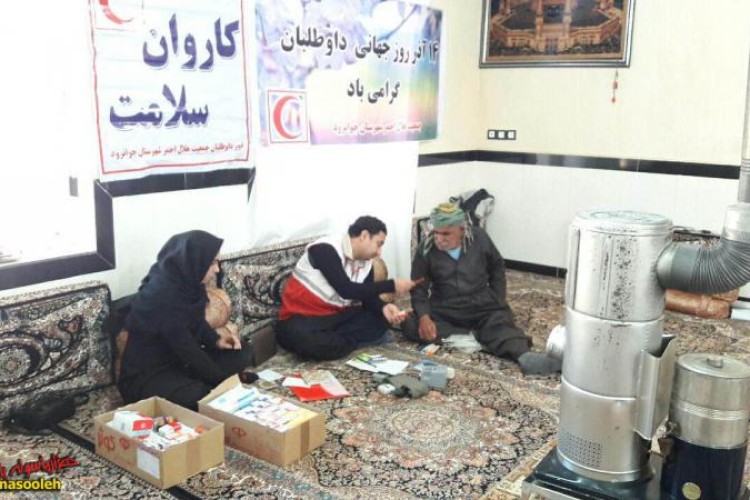 اجرای کاروان سلامت و ویزیت وداروی رایگان در روستای مله آوره جوانرود
