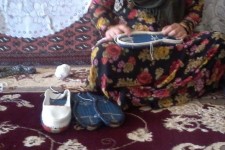 تجلی اقتصاد مقاومتی با تولید گیوه در پاوه