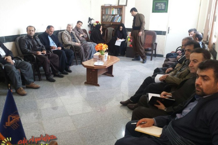 برگزاری جلسه پیگیری معضل سیستم نوبت گیری کلینیک تخصصی پاوه در سپاه ناحیه این شهرستان